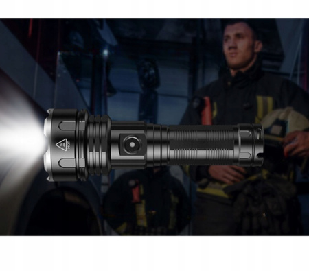 MOCNA LATARKA TAKTYCZNA LED XHP90 ZOOM WOJSKOWA CREE AKUMULATOROWA SZPERACZ